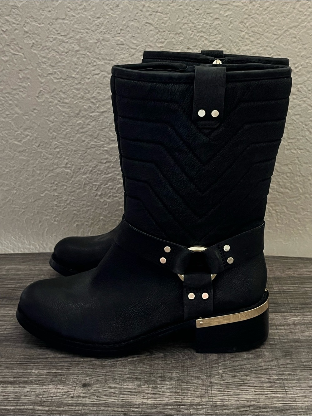Vince Camuto Wadima Black Leather Boots Size 6.5